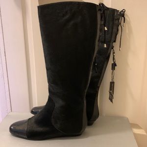 Beautiful, very elegant high boots
